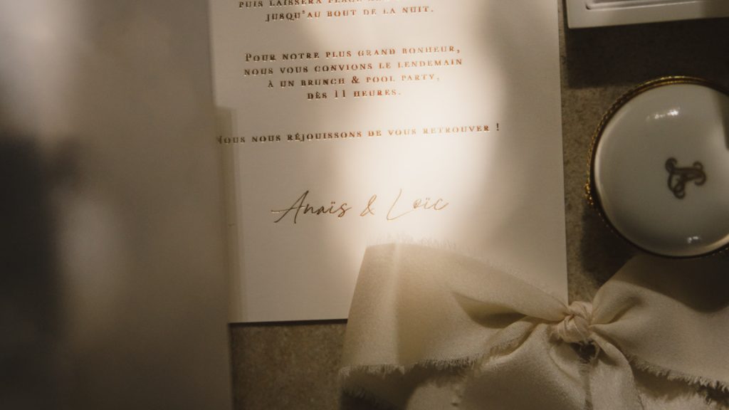 Faire-part de mariage d’Anaïs et Loïc au Domaine Le Petit Roulet en Provence